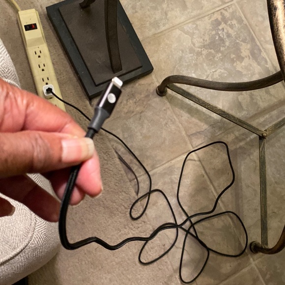 EUC! iPhone USB-A to Lightning Braided Cable (10 feet) - Picture 7 of 10